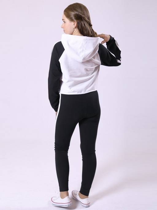 Костюм спортивный