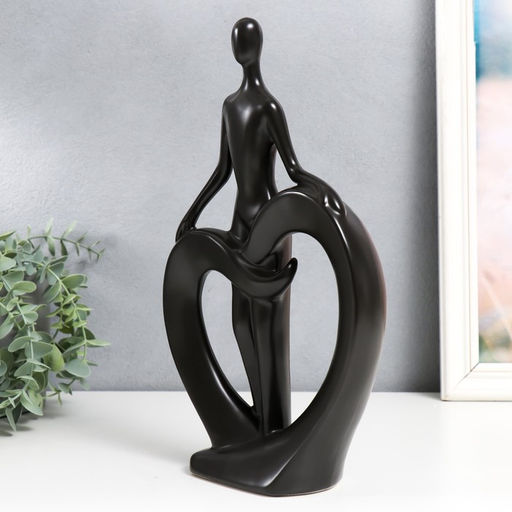 Фигурка керамика «Человек и сердце», чёрный, 7×18×31.5 см