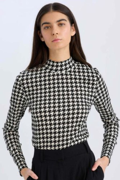 Slim Fit Dar Kesim Yar?m Bal?kc? Yaka Kazayag? Casual Burumcuk Uzun Kollu Tisort