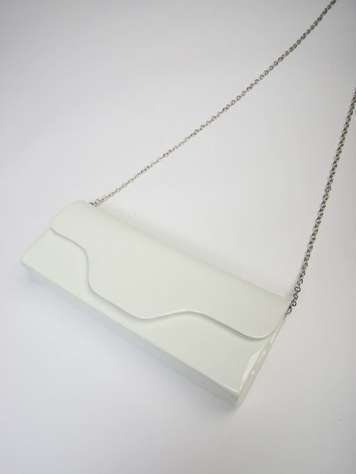 Сумка-клатч женская вечерняя на магните, на длинной цепочке, лаковая, однотонная, белая