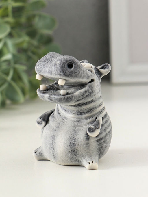 Сувенир "Бегемот сидит" 7 см