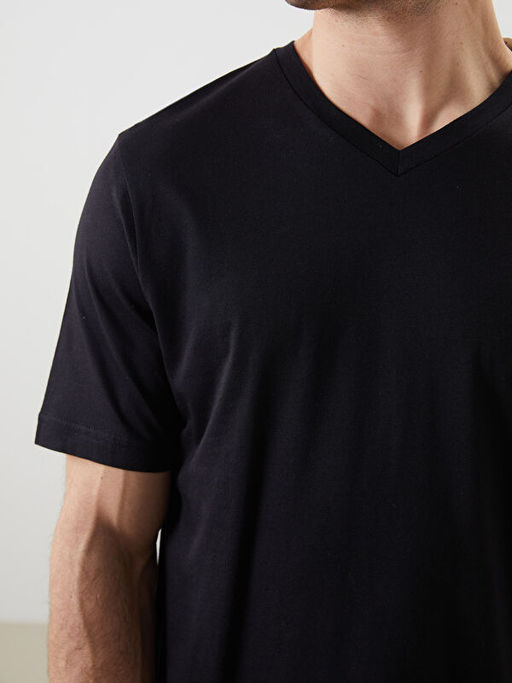 V Yaka Penye Erkek Ti??rt