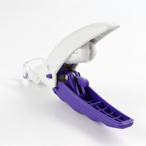 Когтерез для животных, с LED фонарём и контейнером для когтей, на батарейках, бело-фиолет. - Simaland фото 6