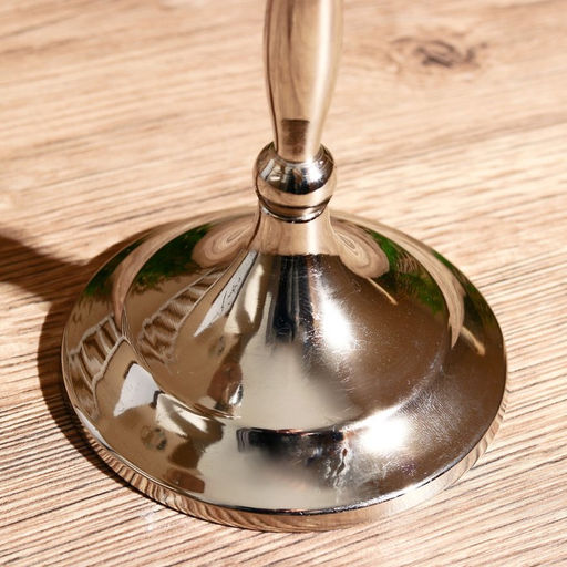 Подсвечник «Власть», на 3 свечи, 9×22×26 см, алюминий