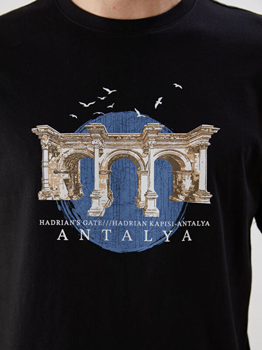 Bisiklet Yaka Antalya Bask?l? Penye Erkek Ti??rt
