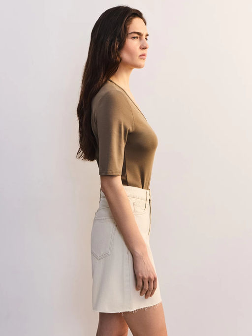 Боди из хлопка с треугольным вырезом / Zarina