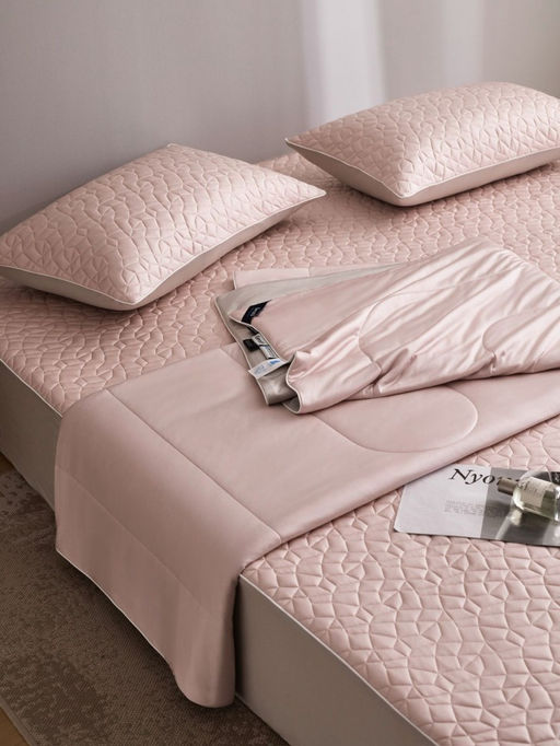 Одеяло Mency Tencel с наматрасником с наволочками ODMNAMT03