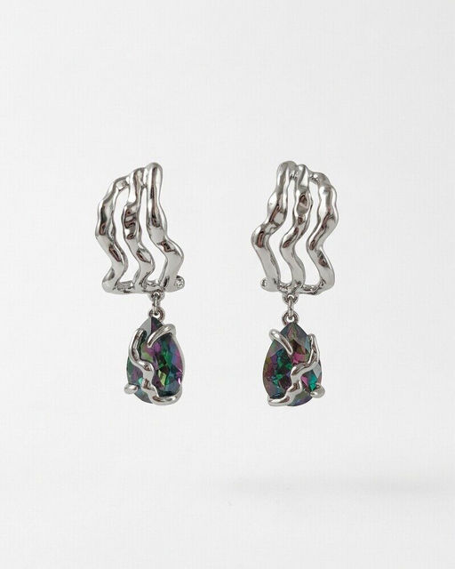 Стильные серьги