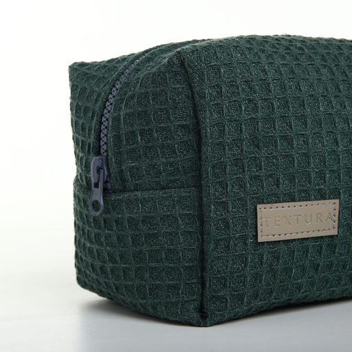 Косметичка женская на молнии TEXTURA, объёмная, средняя, мягкая, вафельная текстура, зелёная  фото 7