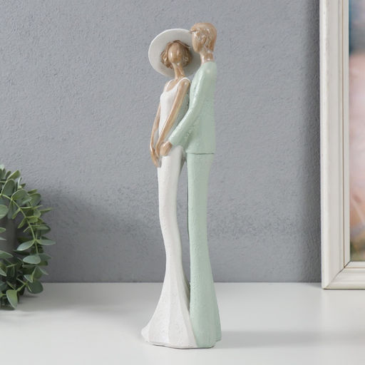 Фигурка полистоун Пара влюблённых, зелёный с цветом дерева, 8?6.5?31.5 см