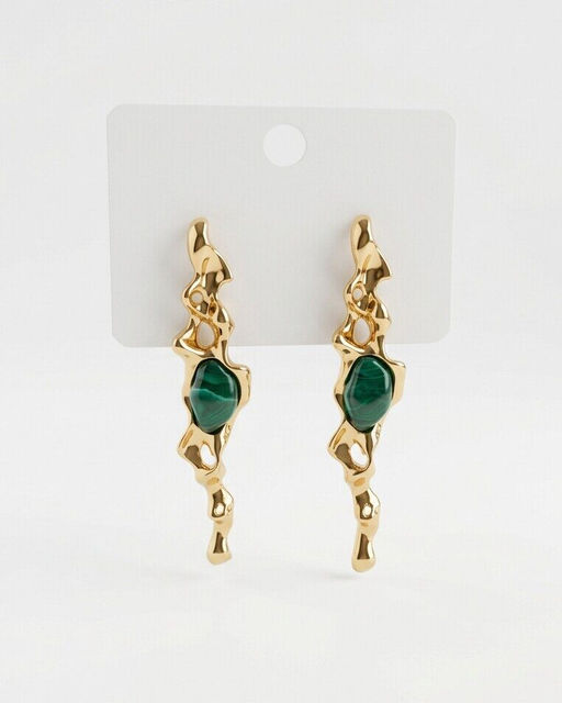 Стильные серьги