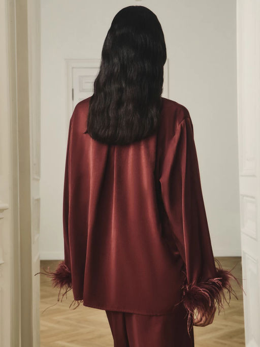 Блузка с английским воротником и перьями / Zarina