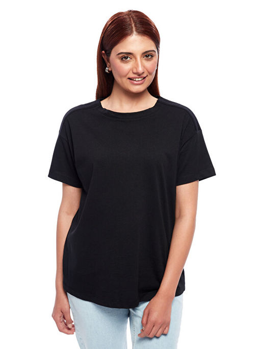 Bisiklet Yaka D?z K?sa Kollu Oversize Kad?n Ti??rt