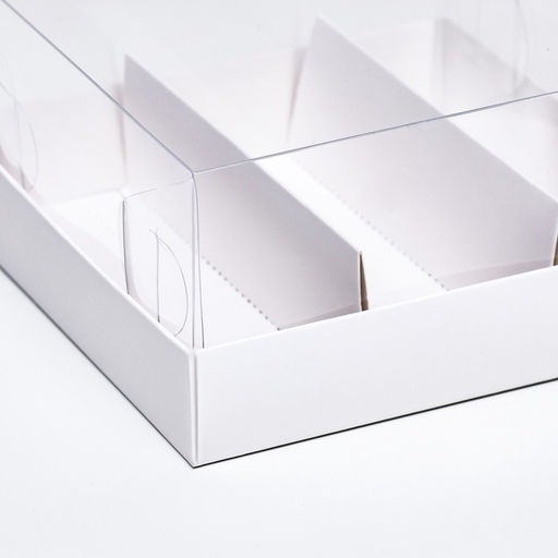 Цена за 3 шт. Упаковка с прозрачной крышкой под 3 эклера, белый 13.5×13.5×6 см