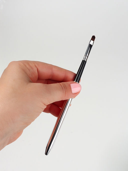 Цена за 2 шт. Кисть для макияжа, компактная, 17.5 см, чёрная, серебристая