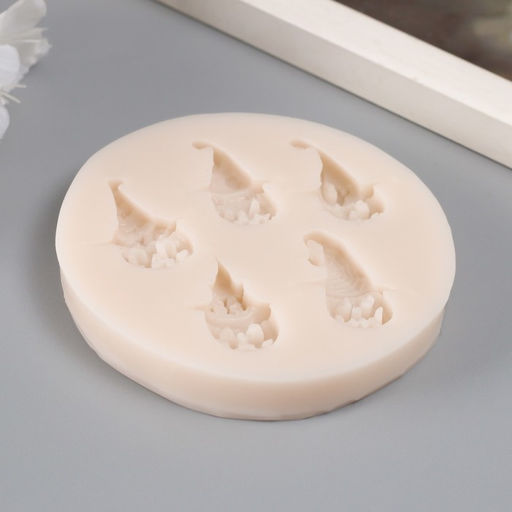 Молд силиконовый «Тыковки в колпаке», 5 предметов, 7.9×7.9 см