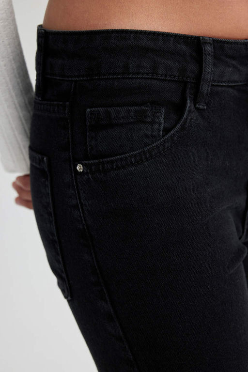 Джинсовые брюки узкого кроя с высокой талией длиной до щиколотки и потертостями - Defacto фото 5