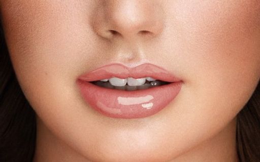 PUPA Блеск для губ MISS PUPA GLOSS тон 300 Нежный поцелуй  фото 2