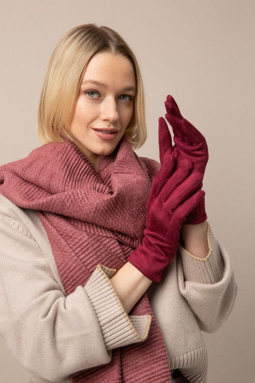 Перчатки из полиэстера с бархатистой поверхностью