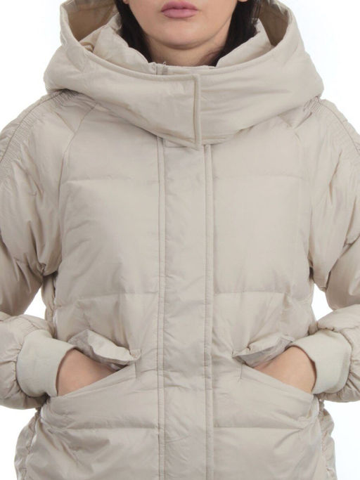 3064 LT. BEIGE Пуховик зимний женский (80% пух, 20% перо)