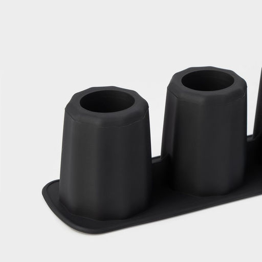 Форма для льда Доляна «Рюмки», силикон, 20×5×5 см, 4 ячейки (3.8×5 см), чёрная