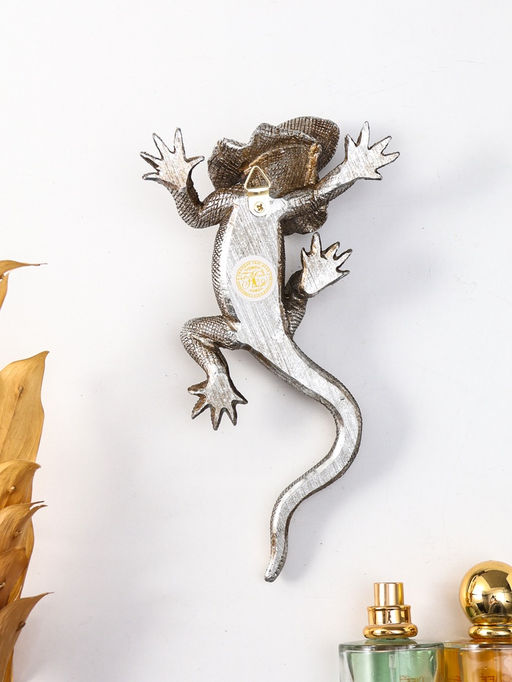 Панно интерьерное полистоун "Плащеносная ящерица" чернённое серебро 21х11,5х4,5 см