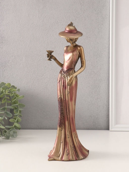 Фигурка полистоун «Девушка в платье 20-30-х годов с бокалом», 12.5×9.5×31.5 см
