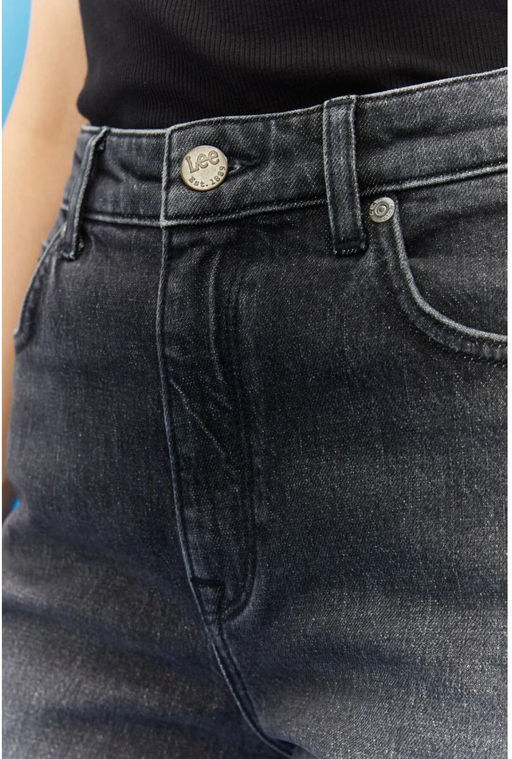 Джинсы женские