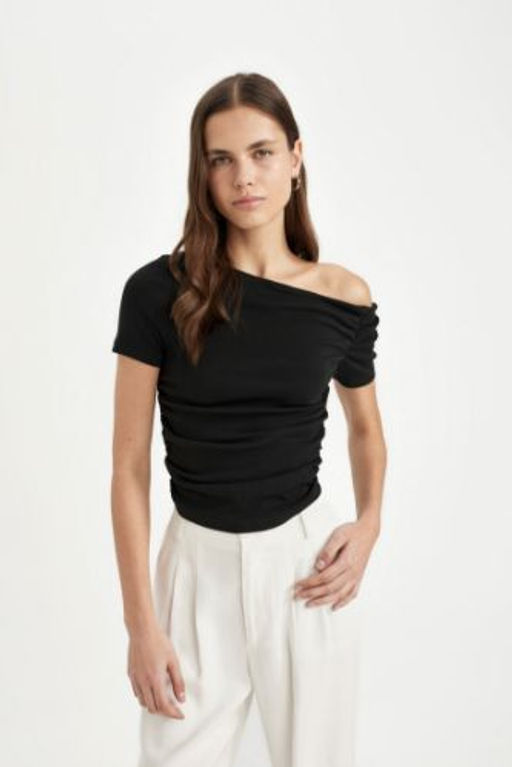 Slim Fit Dar Kesim Tek Omuzlu Ribana K?sa Kollu Tisort