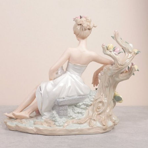 Статуэтка Дама 31 см / HW-43 /уп 4/ - Галеонтрейд фото 3