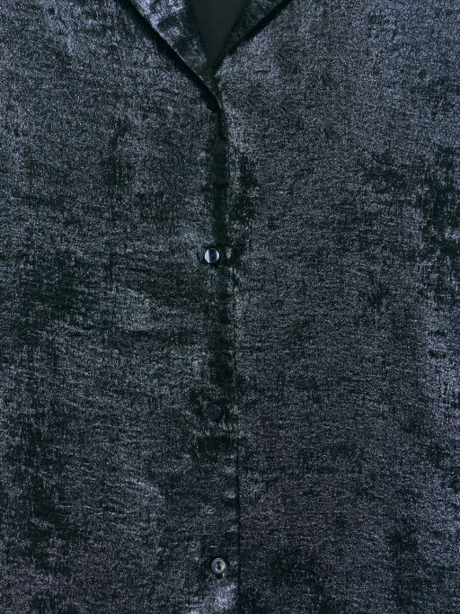 Блузка из блестящей ткани / Zarina