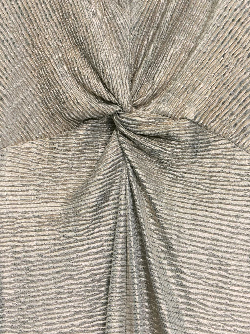 Платье из блестящей ткани с разрезом / Zarina