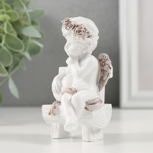 Фигурка полистоун Милый ангелочек на скамье с сердцем, кофейный венок, 5?5?9 см