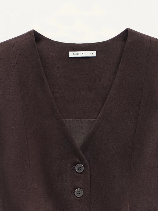 Приталенный жилет с вискозой в составе / Zarina