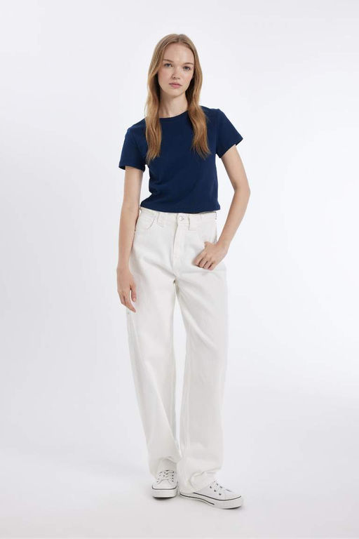 Классная базовая футболка в рубчик с круглым вырезом и короткими рукавами - Defacto фото 3