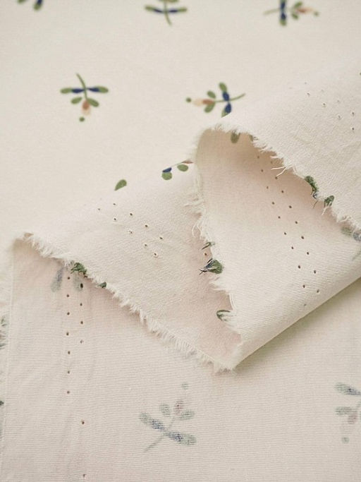 Перкаль Премиум "Набойка - веточки" цв.св.бежево-молочный, ш.1.5м, хлопок-100%, 125гр/м.кв