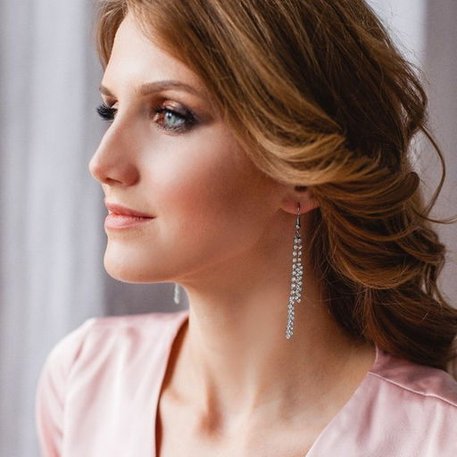 Серьги висячие со стразами Princess дорожка двойная, цвет белый в серебре, 9 см - Qf фото 2