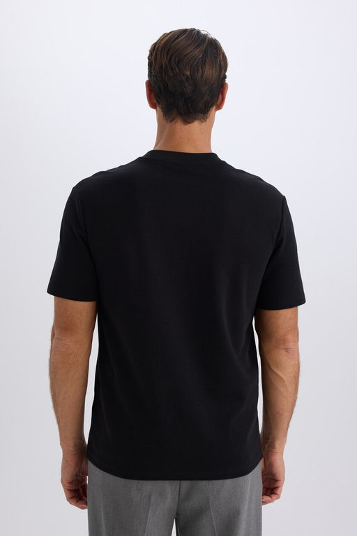 Regular Fit Bisiklet Yaka K_sa Kollu A__r Kuma_ Siyah Ti__rt - Defacto фото 6