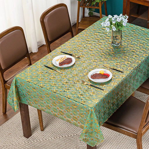 LACE Клеенка столовая ажурная ПВХ 1,37х20м Хризантемы зеленый фон, с золотом, матовая, на пленке (Китай) Цена указана за 1 м/п. В рулоне 20м.