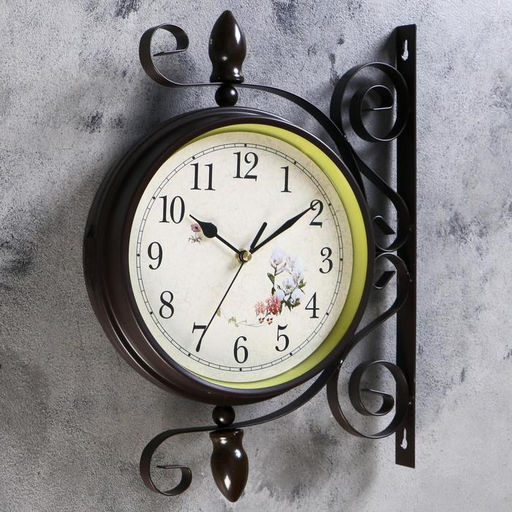 Часы настенные интерьерные «Розы», двусторонние, на подвесе, бесшумные, плавный ход, 30×35 см, циферблат d=19 см