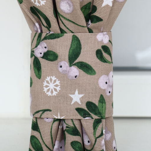 Комплект штор для кухни с подхватами «Доляна» Frosty berries, 2 шт., бежевые, 150×180 см
