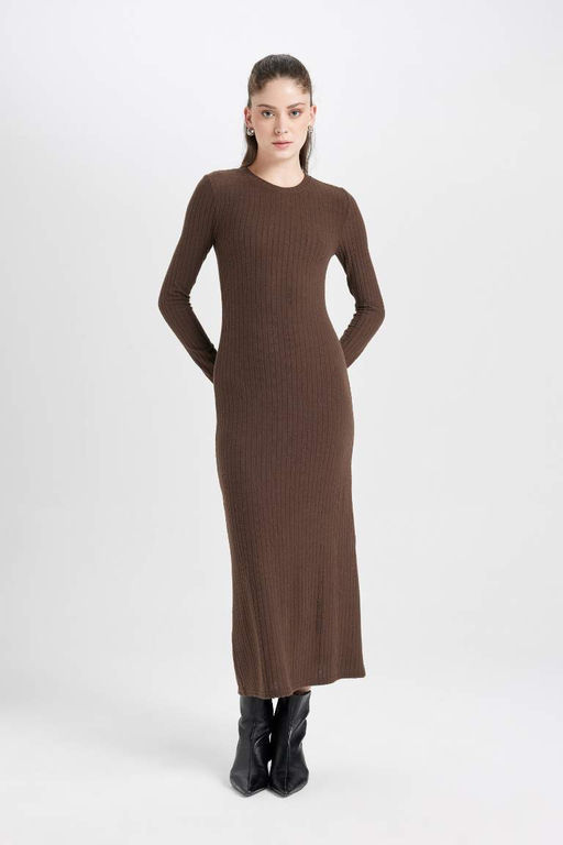 Облегающее платье макси с круглым вырезом и длинными рукавами - Defacto фото 2