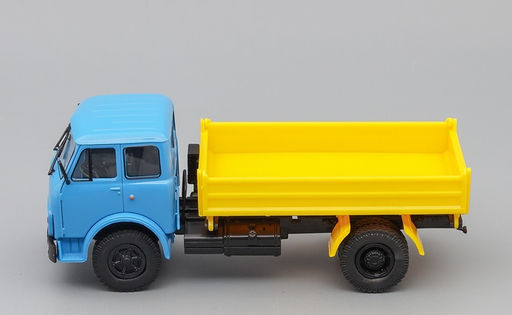 Наш Автопром.Н978 Машина "МАЗ-5111" 1:43