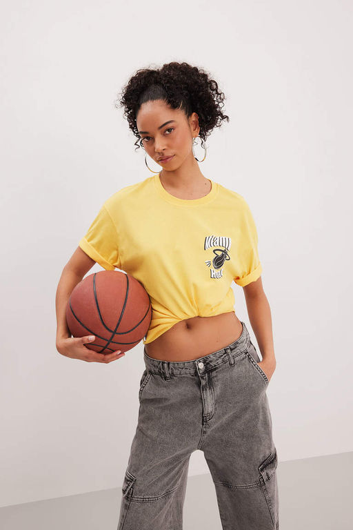 DeFactoFit Футболка свободного кроя NBA Miami Heat с круглым вырезом и короткими рукавами с принтом  фото 5