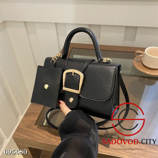 Женская мини сумка с ремешком