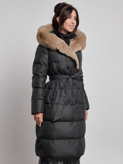 Пальто утепленное с капюшоном и мехом зимнее женское черного цвета 133203Ch - Visdeer фото 23