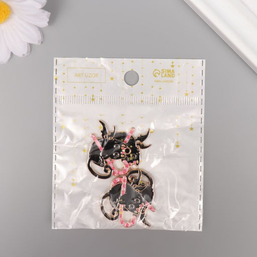 Цена за 4 шт. Декор для творчества металл, эмаль «Чёрный котик с конфетой», чёрно-розовый, 2.4×3.1 см