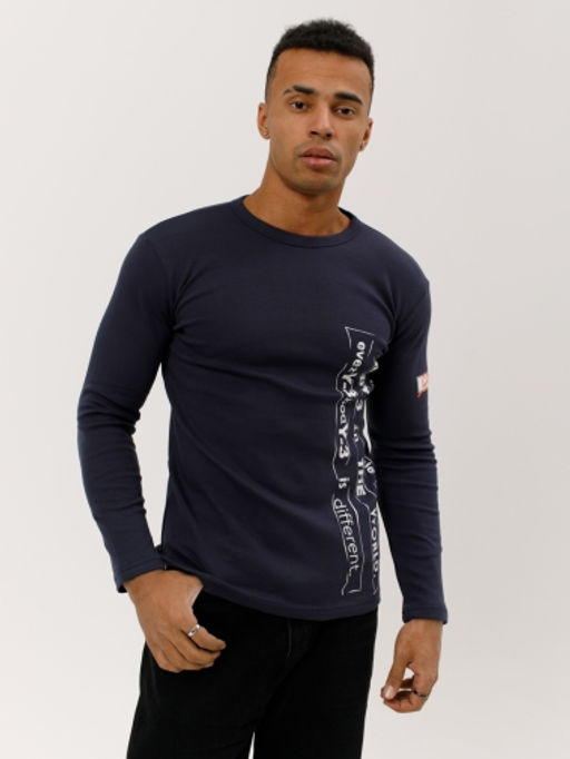 Футболка с длинным рукавом