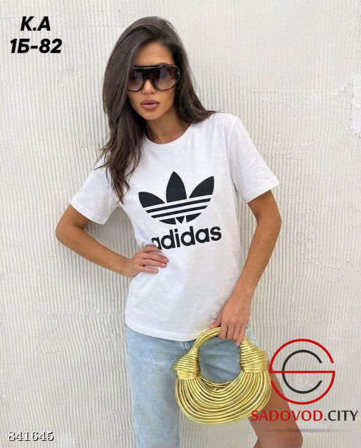 Женская футболка с рисунком