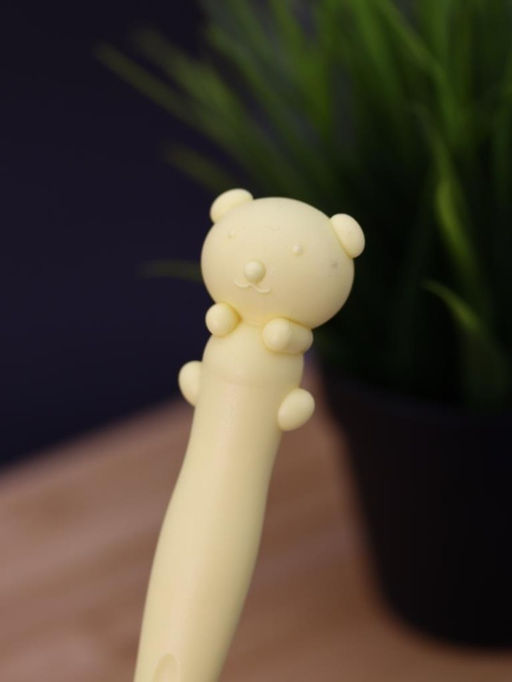 Ролик для чистки одежды "Yellow volumetric bear", 10 см*60 листов